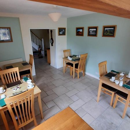 The Lodge Brecon B&B ภายนอก รูปภาพ