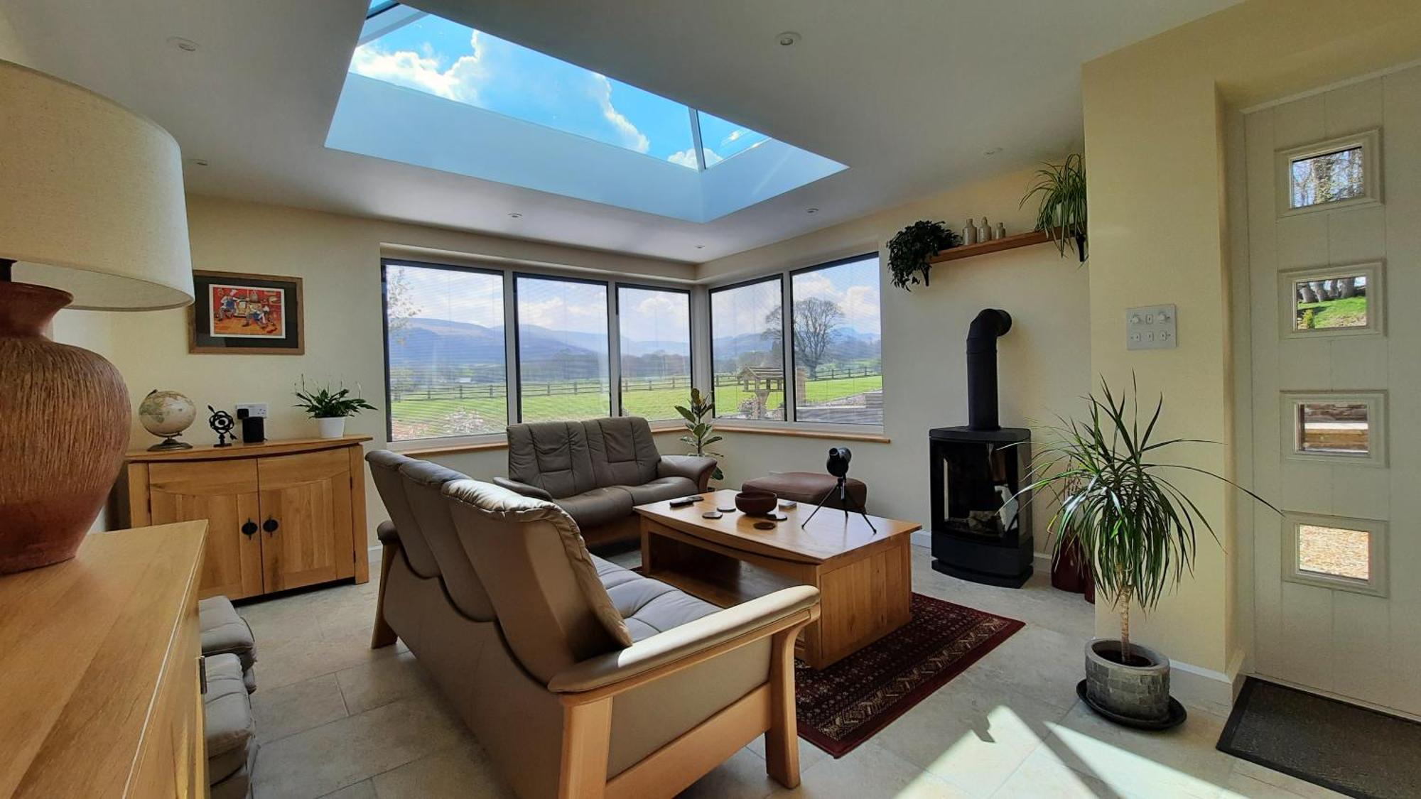 The Lodge Brecon B&B ภายนอก รูปภาพ