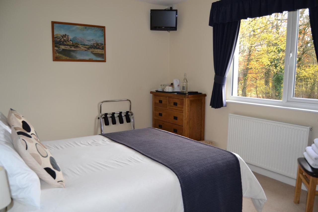 The Lodge Brecon B&B ภายนอก รูปภาพ